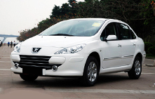 成都租小轎車(chē)-標(biāo)致307